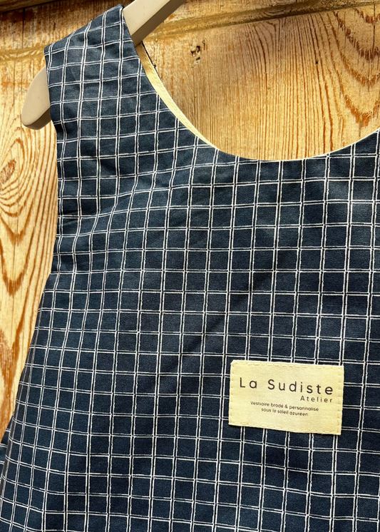 tablier petits carraux bleu marine 1